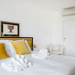 Iflat Penthouse Capitol 아파트 *