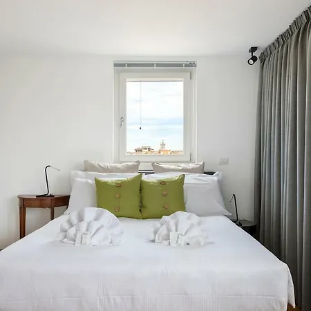 Iflat Penthouse Capitol *